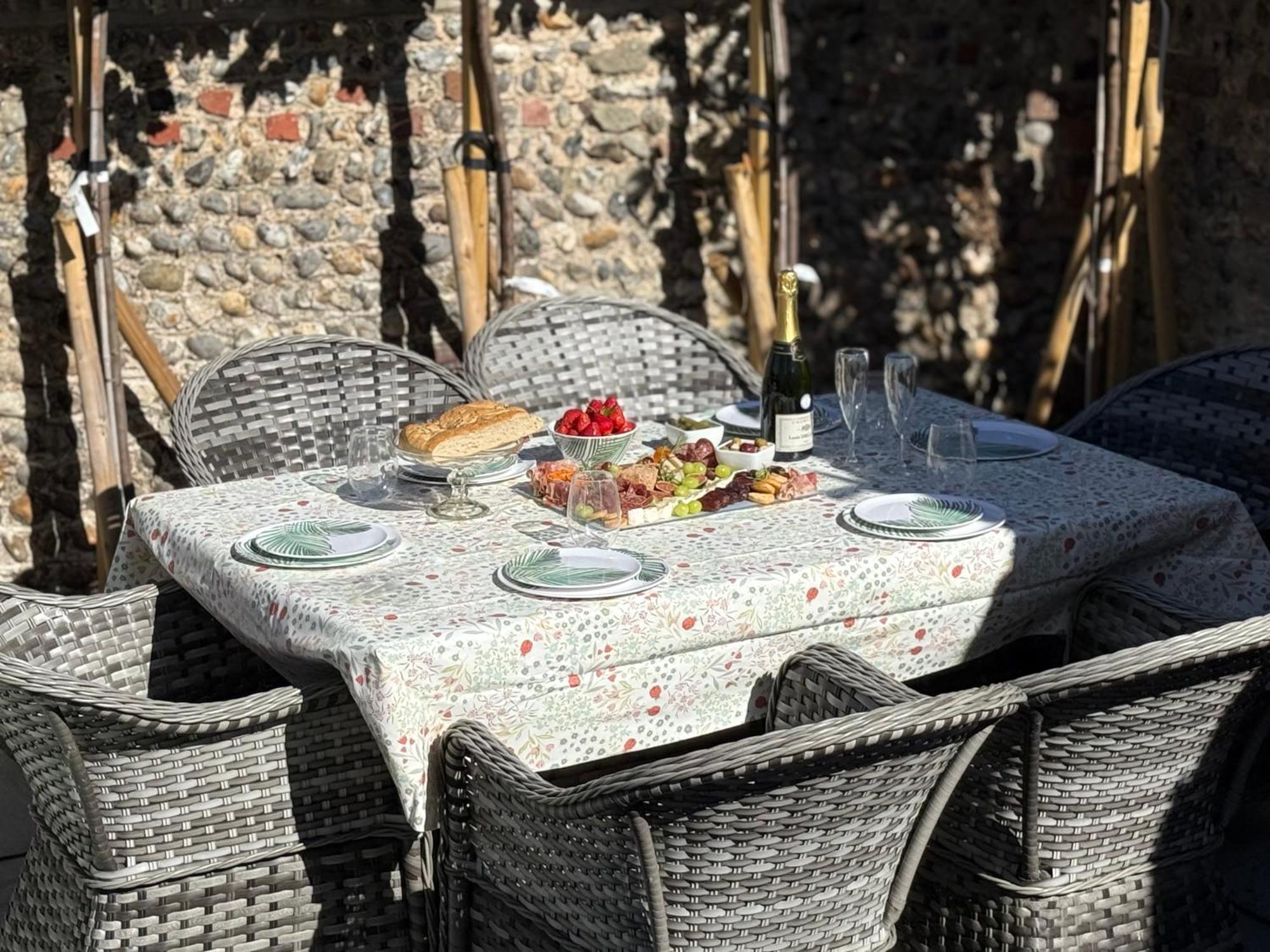 Luxury Georgian Home, Hot Tub, Sea View, Private Garden, Sleeps 6